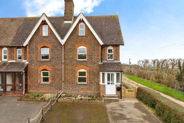Cottage for sale in Barn Hill, Hunton, Maidstone