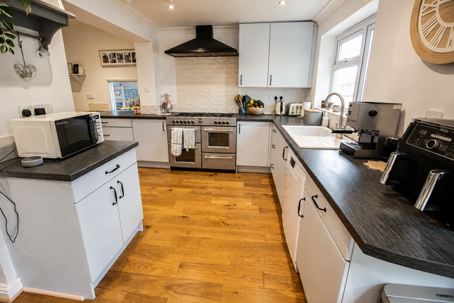45 Ridgeway, Ottery St Mary photo 4