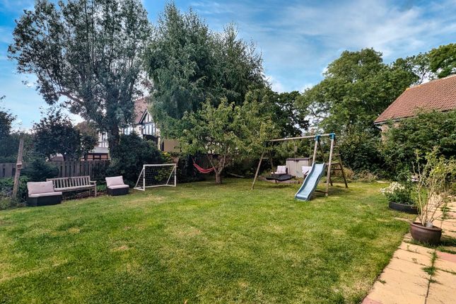 10 Beales Lane, Milton Keynes photo 4