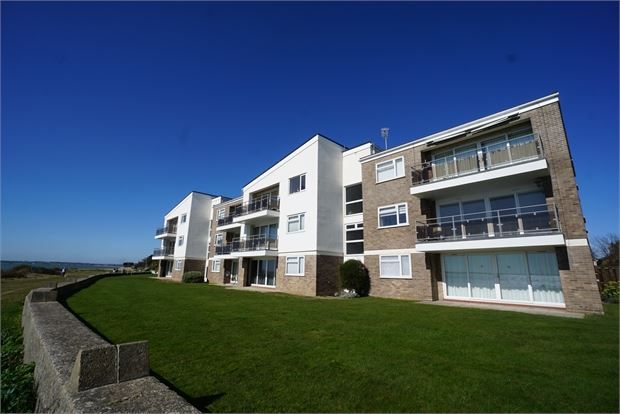 Thumbnail Flat to rent in Shears Court, Shears Crescent, West Mersea, Essex.