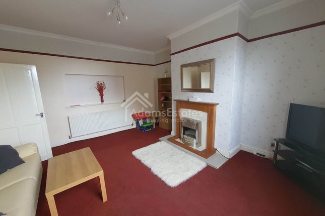 415, Lees Hall Road, Dewsbury photo 2