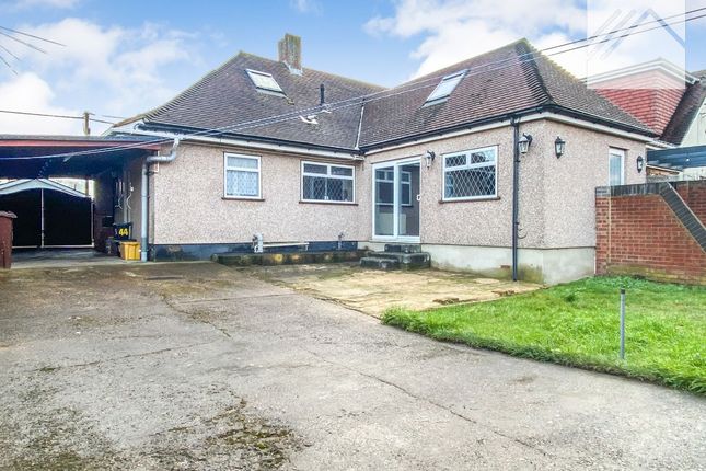 44 Leigh Road, Canvey Island photo 4