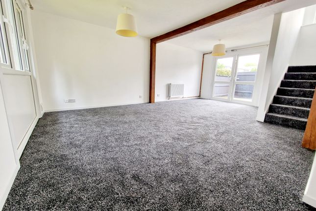 Downland Drive, Downland Drive, Crawley photo 5
