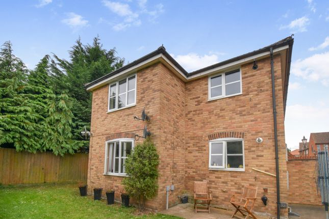 Flat for sale in Providence Close, Somersham, Huntingdon