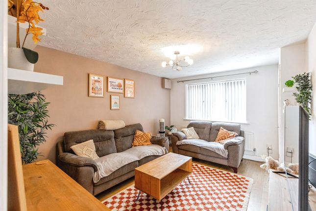 6, Sheffield Court, Wellingborough photo 5