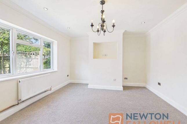 82 Chestnut Road, Walsall photo 4