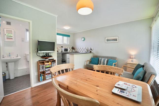 79 Kings Chalet Park, Cromer photo 4