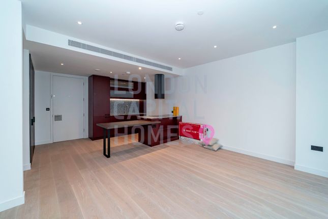 Flat to rent in Rm/E27 Legacy Building 2 (A03), London