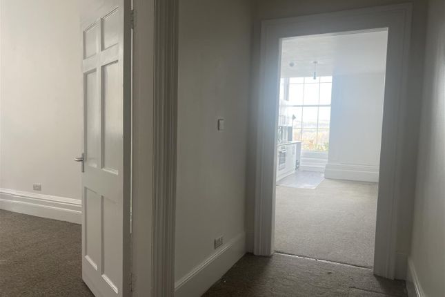 Flat 3 The Regent, Chapel Street, Penzance photo 3