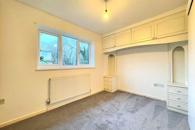 15 Lysander Court, Gloucester photo 5