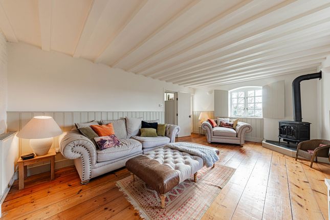 Ewell Barn House Graveney Road, Faversham photo 2