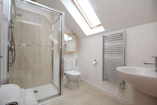 End terrace house for sale in Woodside Road, Tonbridge