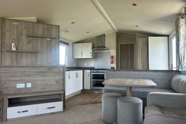 Willerby Sky, Butt Lane, Great Yarmouth photo 3