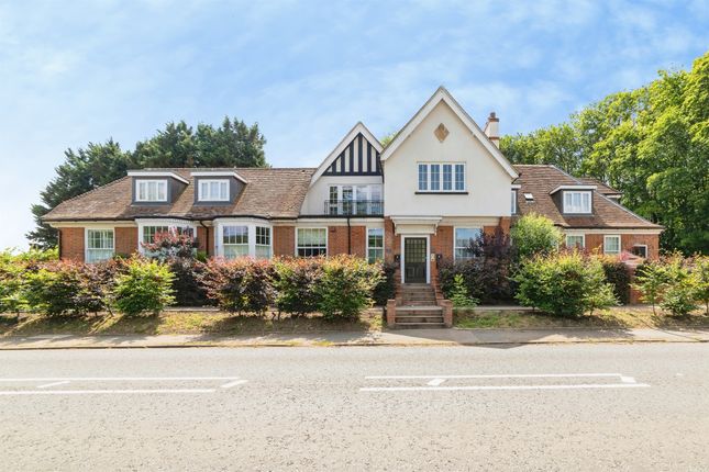 1-bed flat on 3, Beecholme, 54, Codicote Road, Welwyn, £380,000