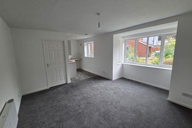 14 St Lawrence Court, Skerry Hill, Mansfield photo 4