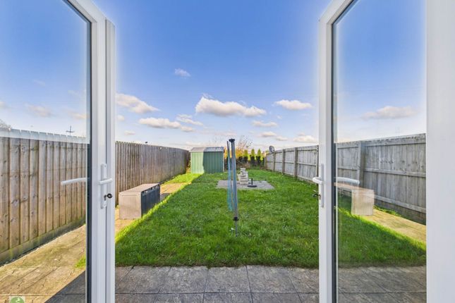 8, Trelawny Close, Looe photo 3