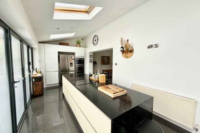60, Nottingham photo 3