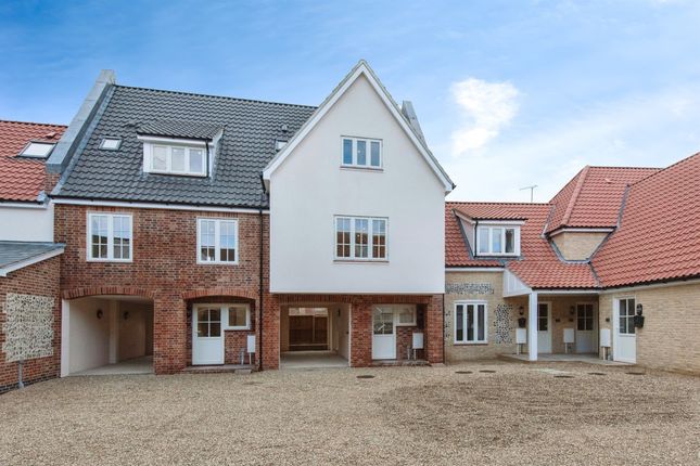 Terraced house for sale in Old Market Street, Thetford