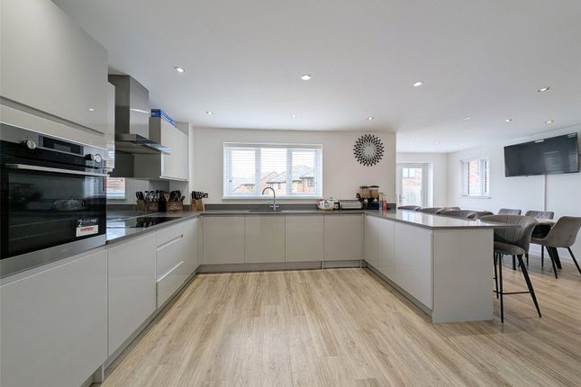 95, Hodgson Close, Tyne and Wear photo 4