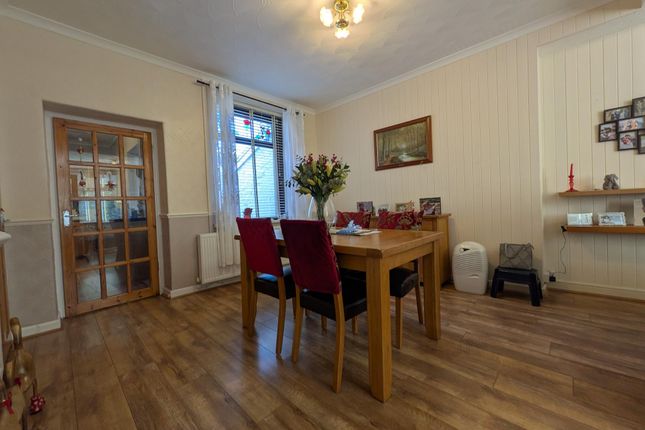 7, Llanover Road, Pontypridd photo 4