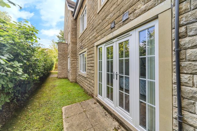 6, Ellies Court, 346, Shadwell Lane, Leeds photo 4