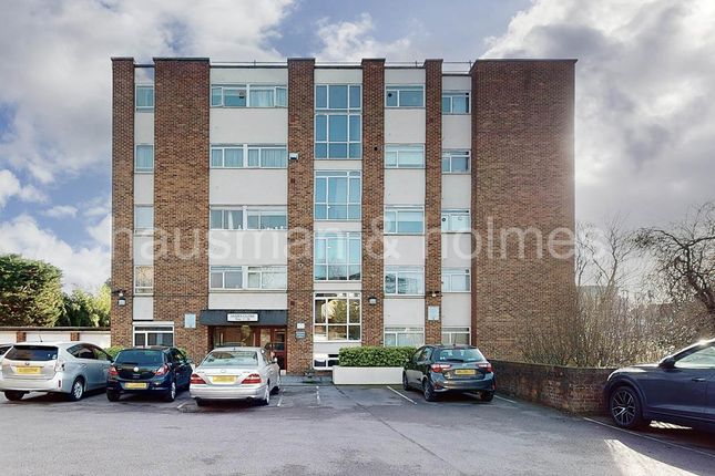 Flat for sale in James Close, Woodlands, London