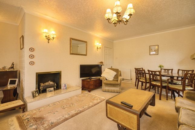 1, Capel Close, Kent photo 3