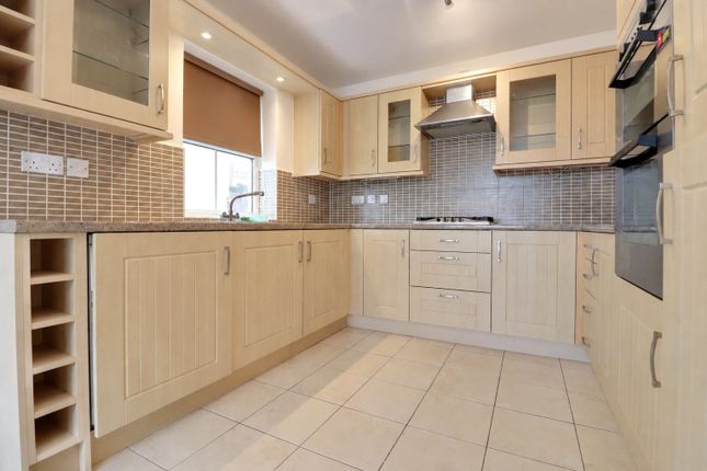 54, Fulford Close, Devon photo 3