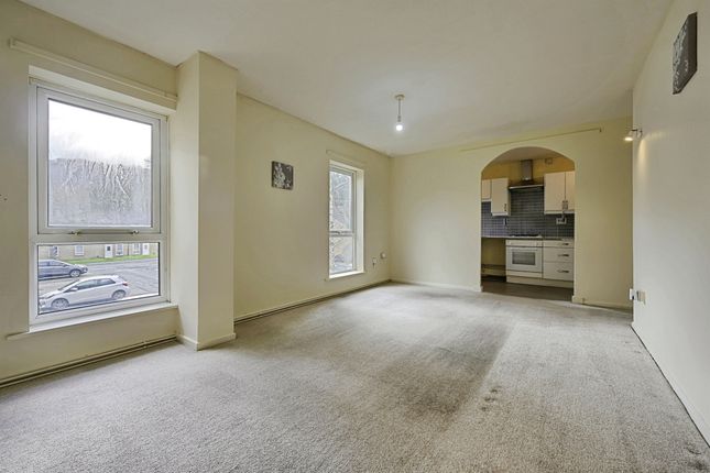 47, Elphaborough Close, Hebden Bridge photo 4