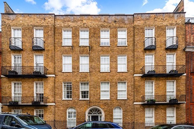 Flat to rent in Buckingham Street, Covent Garden