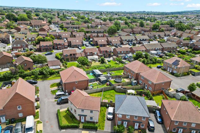 14, Campbell Drive, Eastbourne photo 3