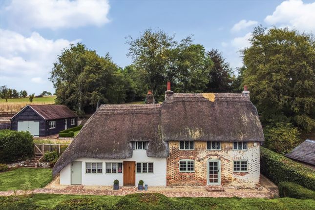 5-bed detached on Horseshoe Lane, Andover, £1,300,000