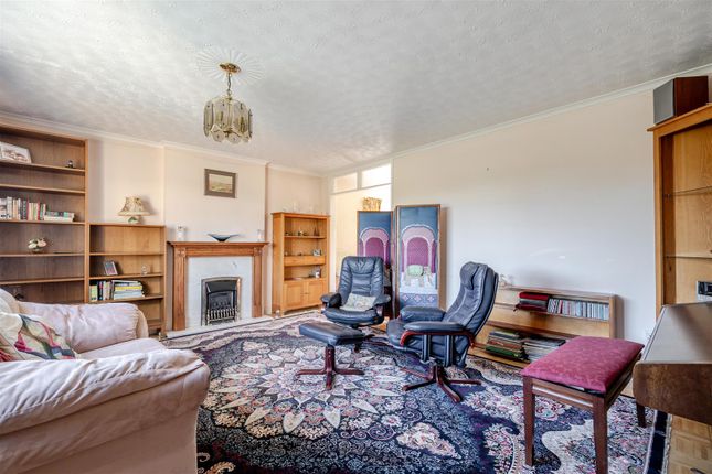 33, Riverside Drive, Chippenham photo 4