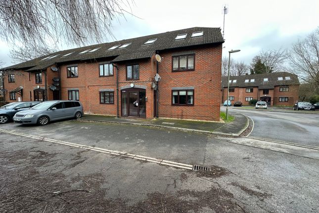Thumbnail Flat to rent in Bishops Court, Andover, Andover