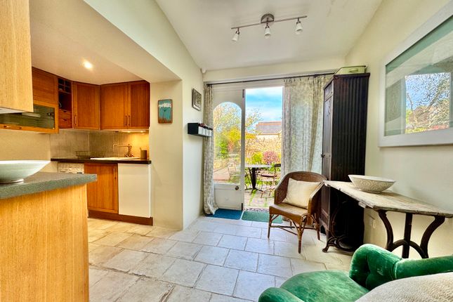 6 Victoria Terrace, Jubilee Road, Swanage photo 4