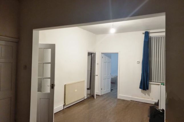 9, Flora Road, Birmingham photo 3