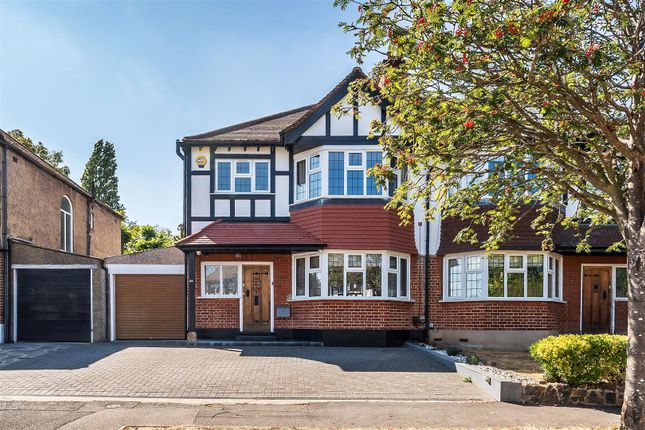 67, Summerville Gardens, Cheam Village photo 4