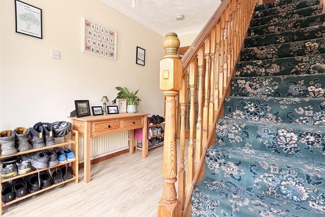 5, Heol Morlais, Kidwelly photo 2