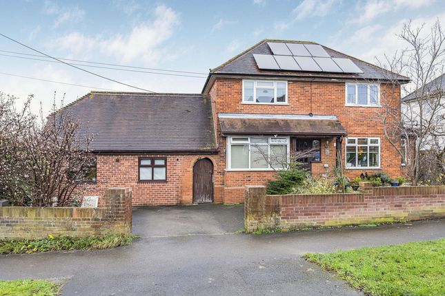 Thumbnail Detached house for sale in Haydon Road, Didcot
