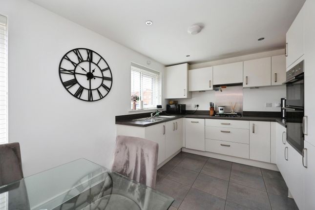 1 Hopkins Avenue, Waddington, Lincolnshire photo 4