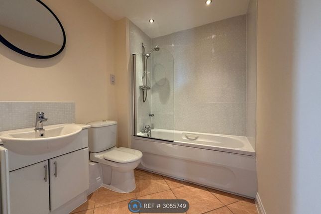Sparkes Close, Bromley photo 5