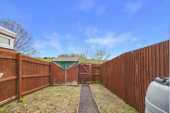 26, Hawkstone Close, KIDDERMINSTER photo 4