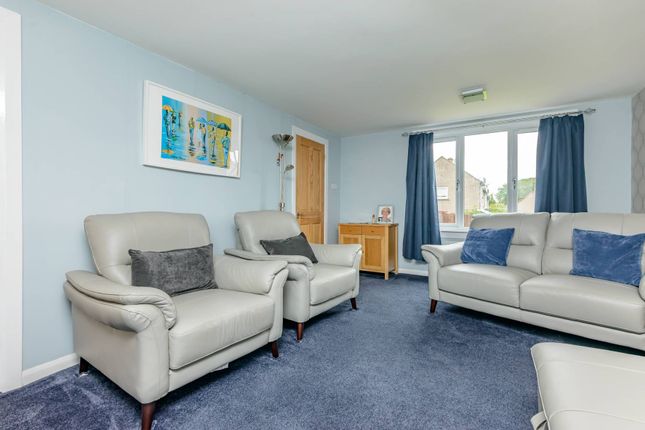 48, Strathesk Road, Penicuik photo 4