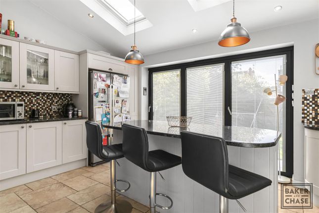 45, Halstead Gardens, London photo 4