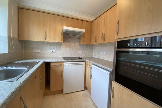 Santler Court, 207,Flat 26, Worcester Road, Malvern photo 4