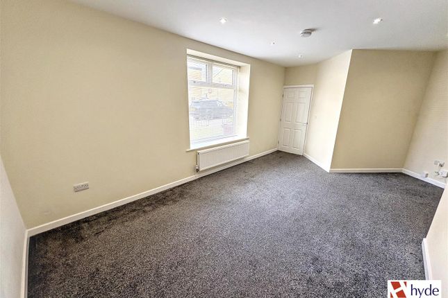 142, Darwen Road, Bolton photo 4