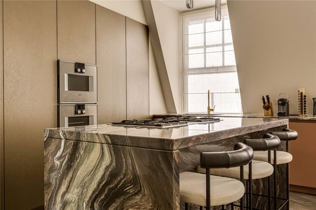 Flat 22, 51, South Street, London photo 4