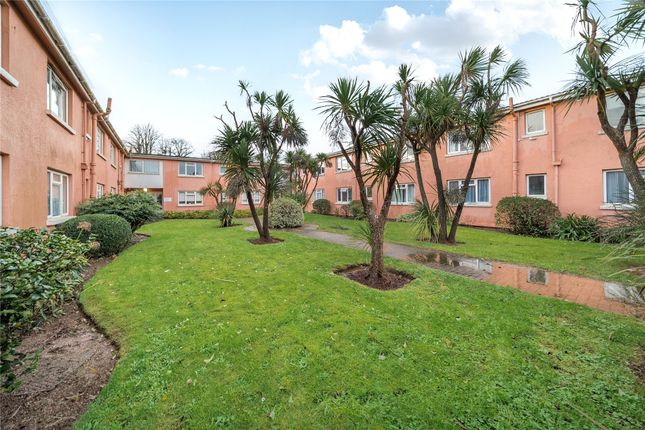 Flat 45, New Esplanade Court,, Esplanade Road, Devon photo 3