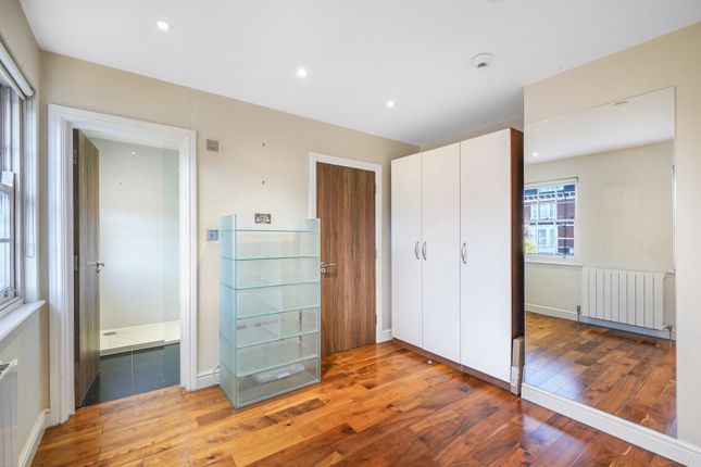 Terraced house to rent in Abbey Road, St John's Wood