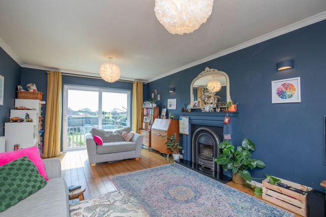 55 Parc-y-Bryn, Cardiff photo 2